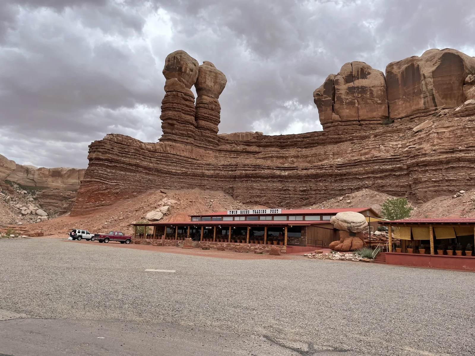 Bluff - Twin Rocks Trading Post