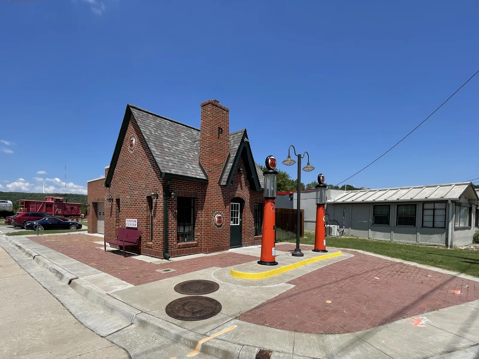 Tulsa - R66 Village