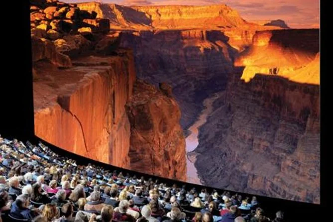 Tusayan - IMAX Grand Canyon Visitor Center (National Geographic Visitors Center)
