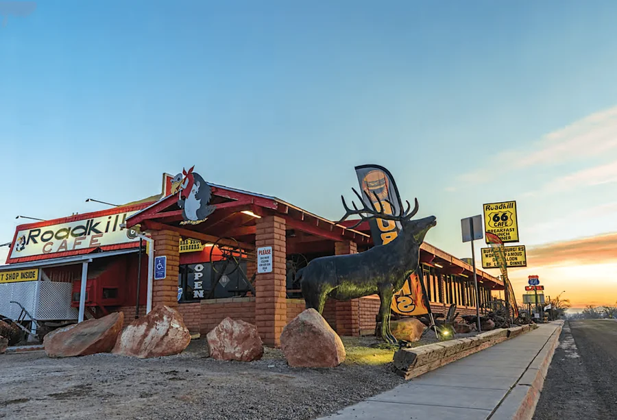 Seligman - Roadkill 66 Cafe / OK Saloon / Gift Shop
