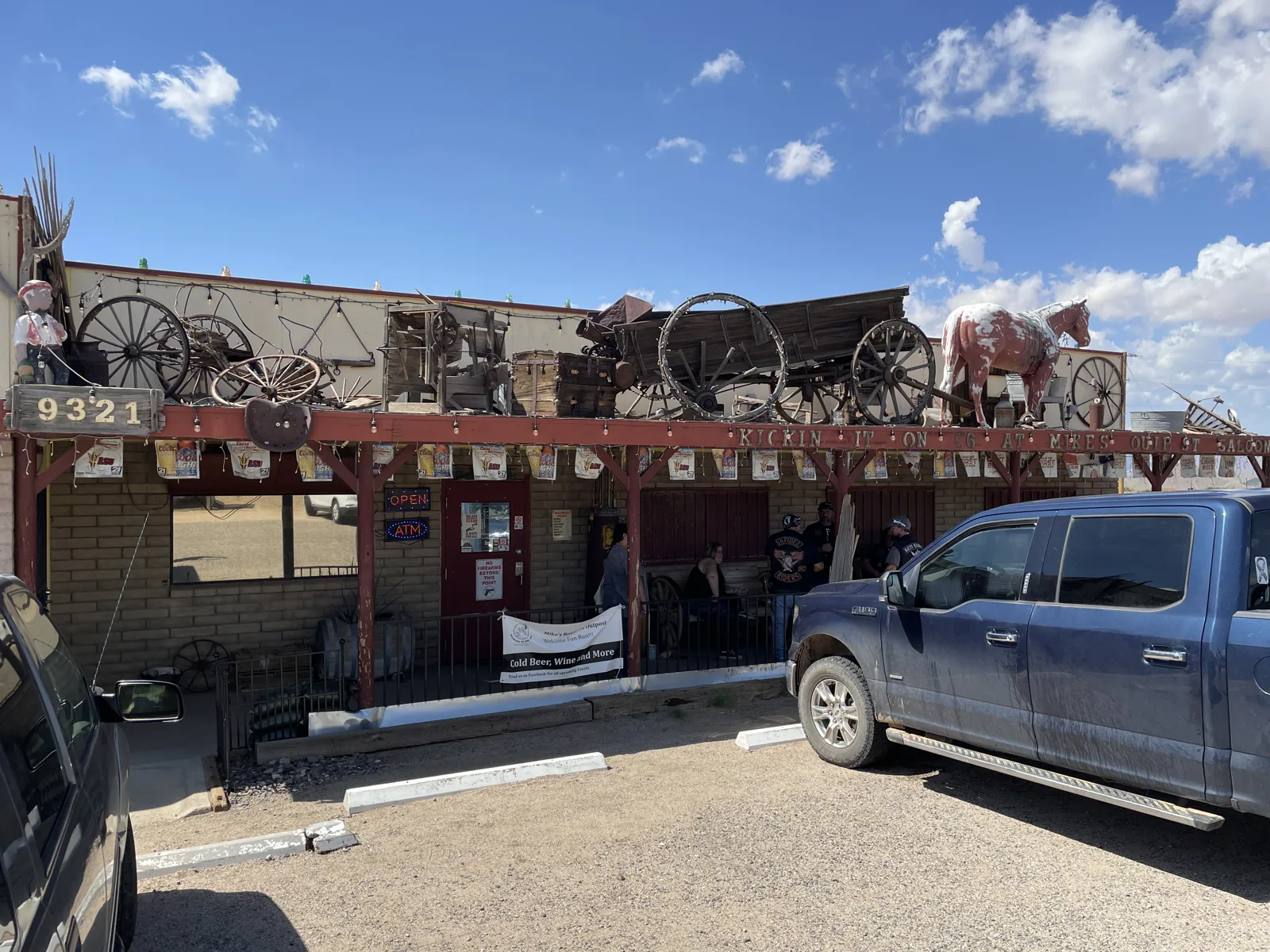 Kingman - Mike's Route 66 Outpost & Saloon