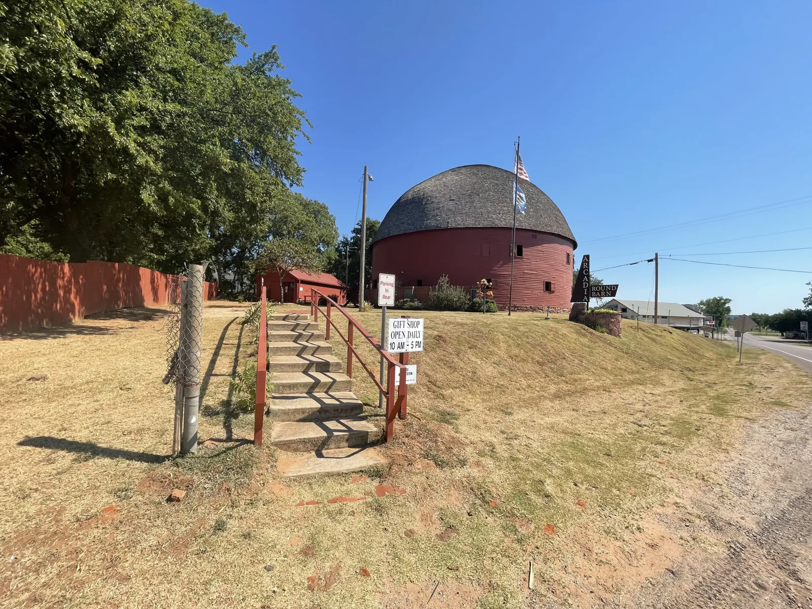 Arcadia - Arcadia Round Barn