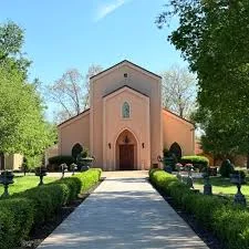 Carthage - Precious Moments Park & Chapel